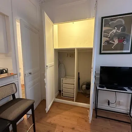 8 * Parigi